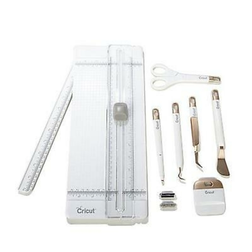 Cricut Essential tool set